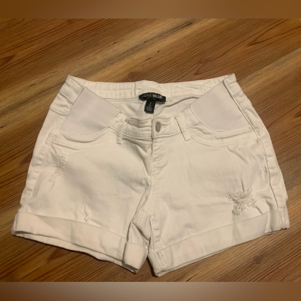 Maternity shorts white Small